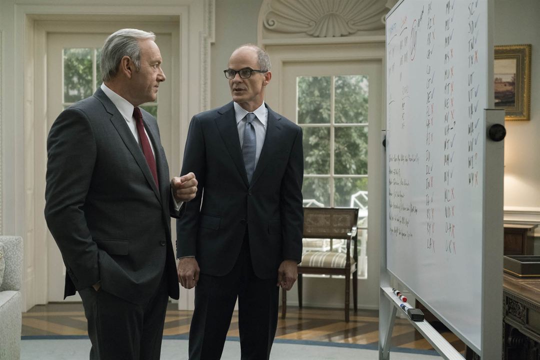 House of Cards : Photo Michael Kelly, Kevin Spacey