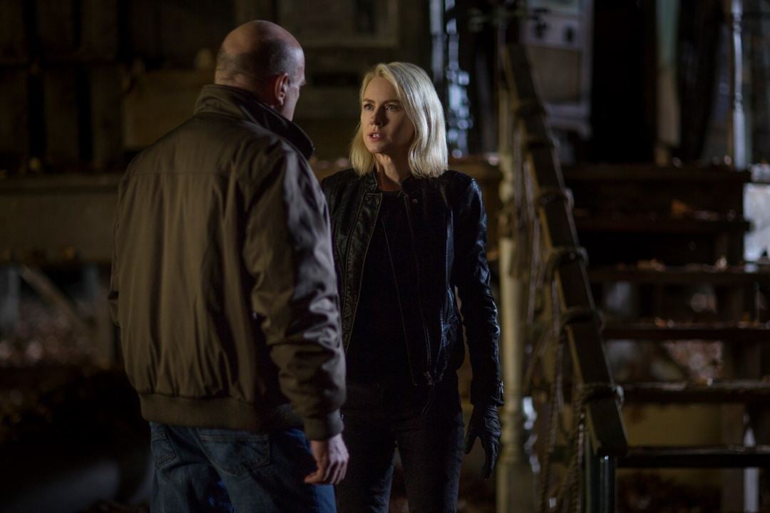 The Book Of Henry : Photo Dean Norris, Naomi Watts