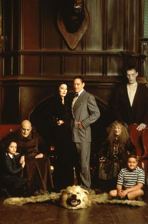 La Famille Addams : Photo Christina Ricci, Christopher Lloyd, Christopher Hart, Jimmy Workman, Raúl Julia, Anjelica Huston, Judith Malina