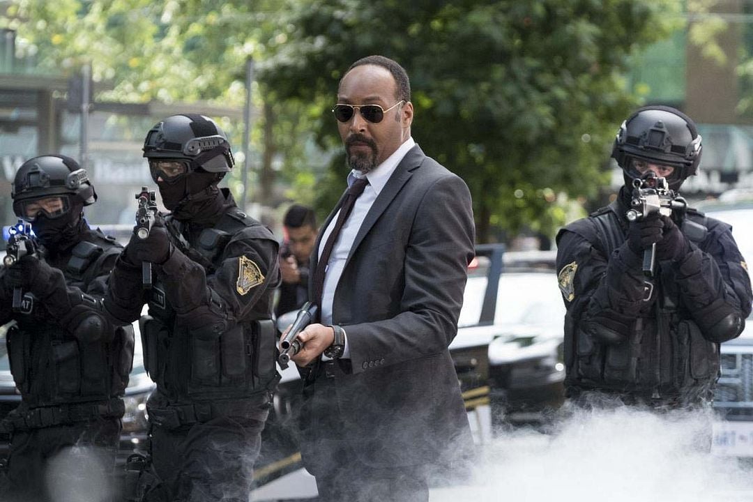 Flash (2014) : Photo Jesse L. Martin