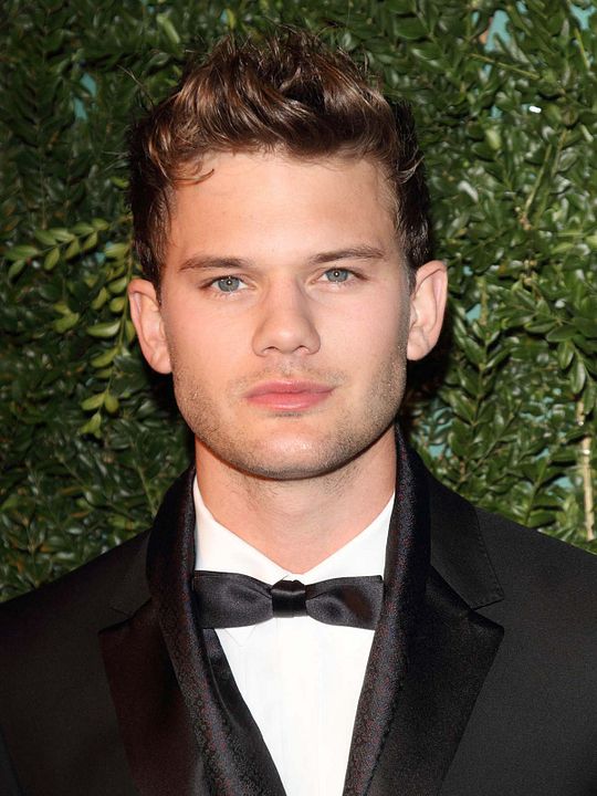 Affiche Jeremy Irvine