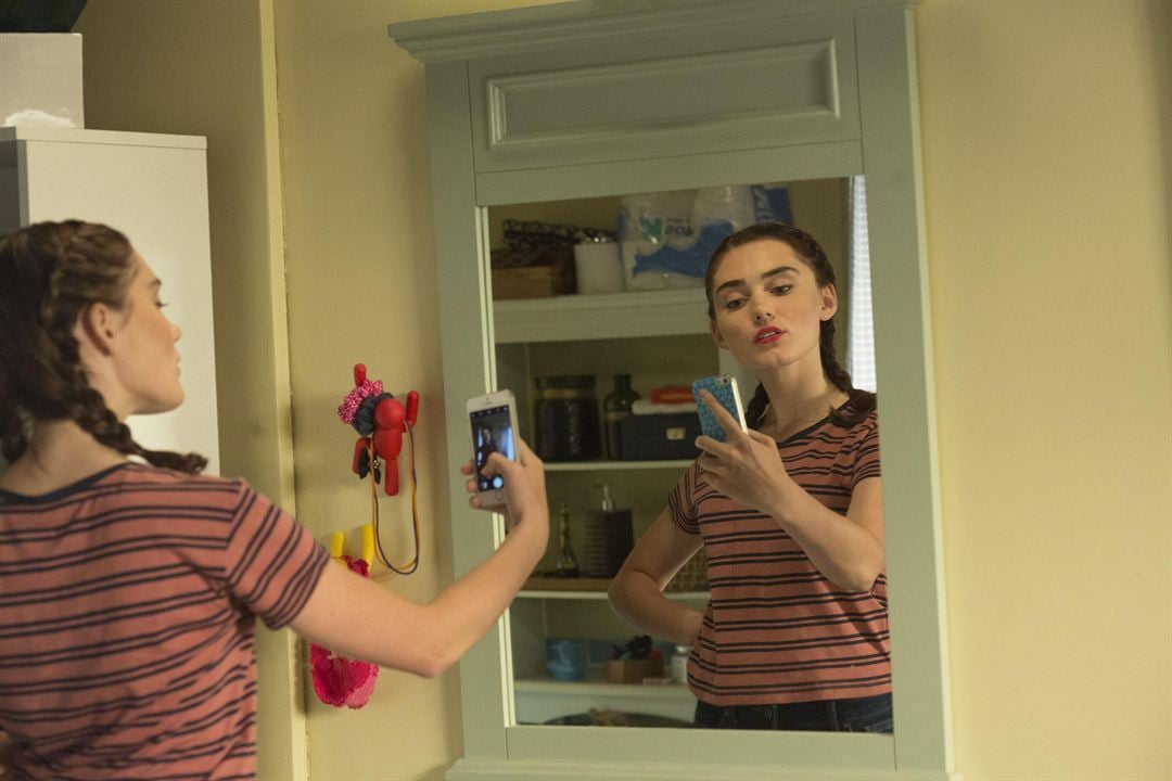 American Housewife (2016) : Photo Meg Donnelly