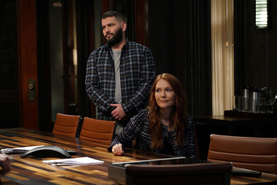 Scandal : Affiche Darby Stanchfield, Guillermo Díaz