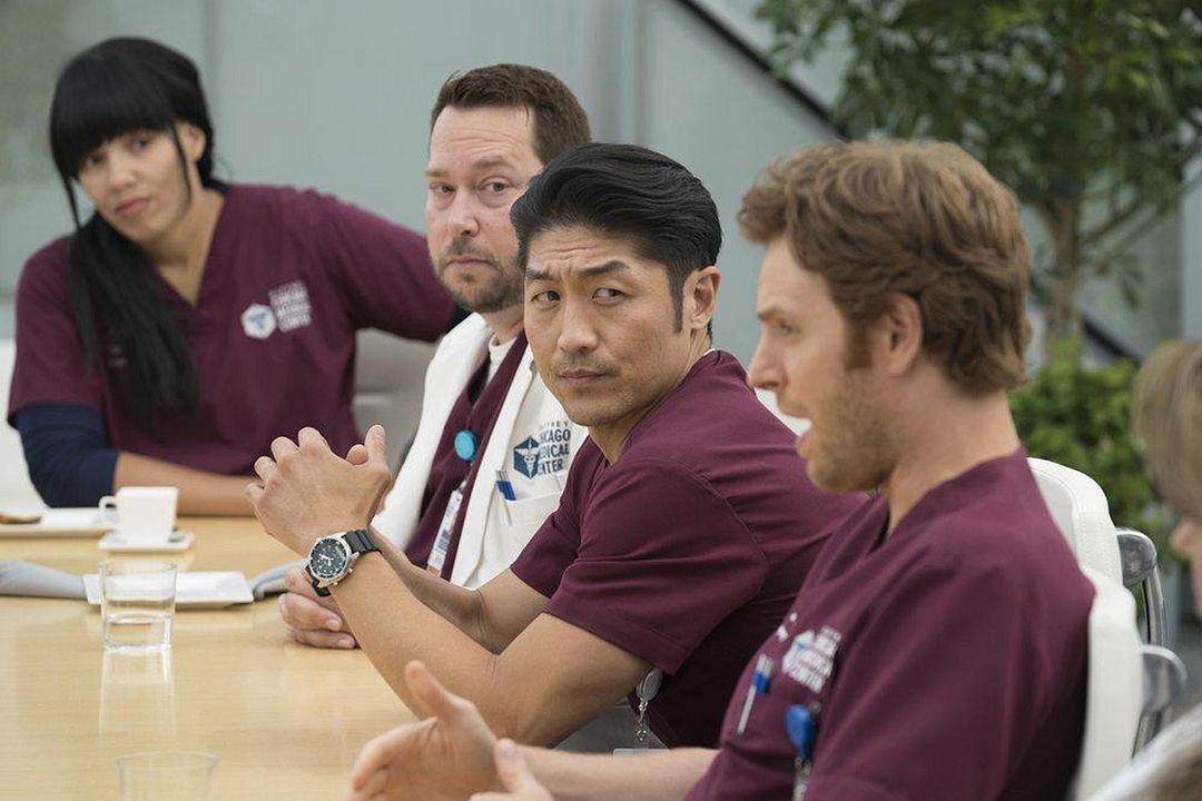 Chicago Med : Photo Brian Tee, Nick Gehlfuss