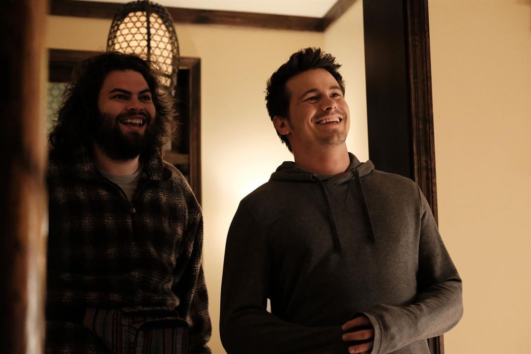 Kevin (Probably) Saves the World : Photo Dustin Ybarra, Jason Ritter