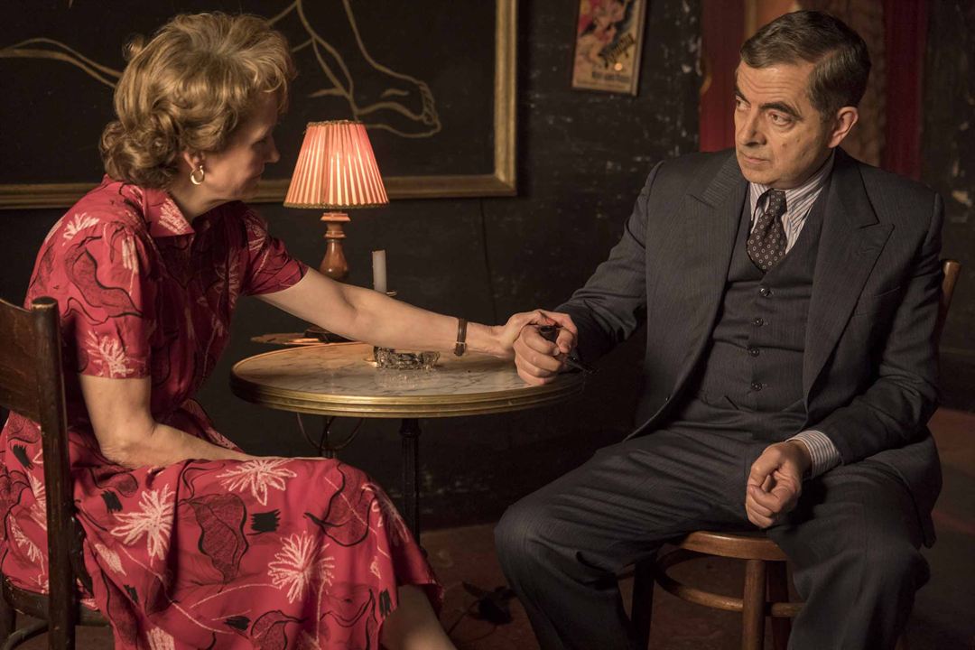 Maigret : Photo Lorraine Ashbourne, Rowan Atkinson