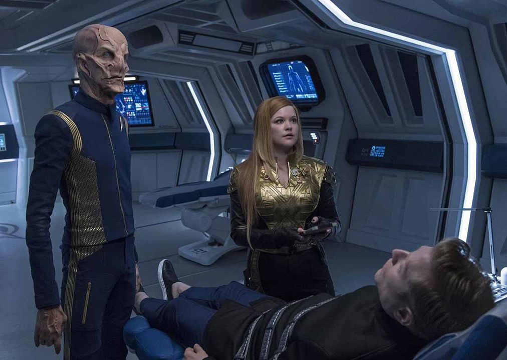 Star Trek: Discovery : Photo Mary Wiseman, Doug Jones