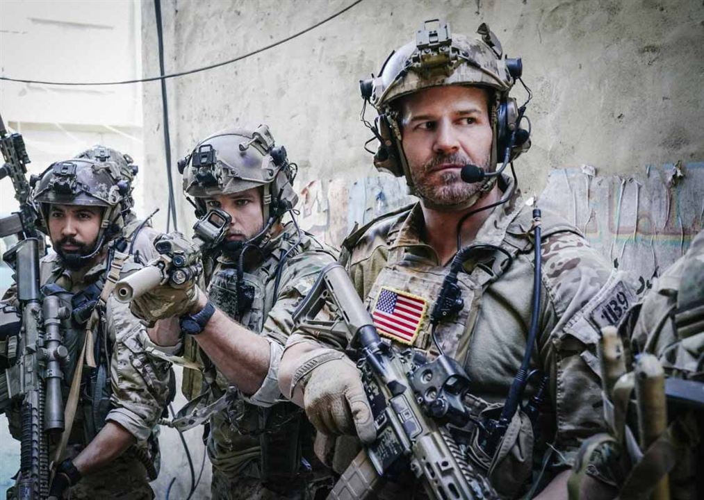 SEAL Team : Photo Max Thieriot, Neil Brown Jr., David Boreanaz