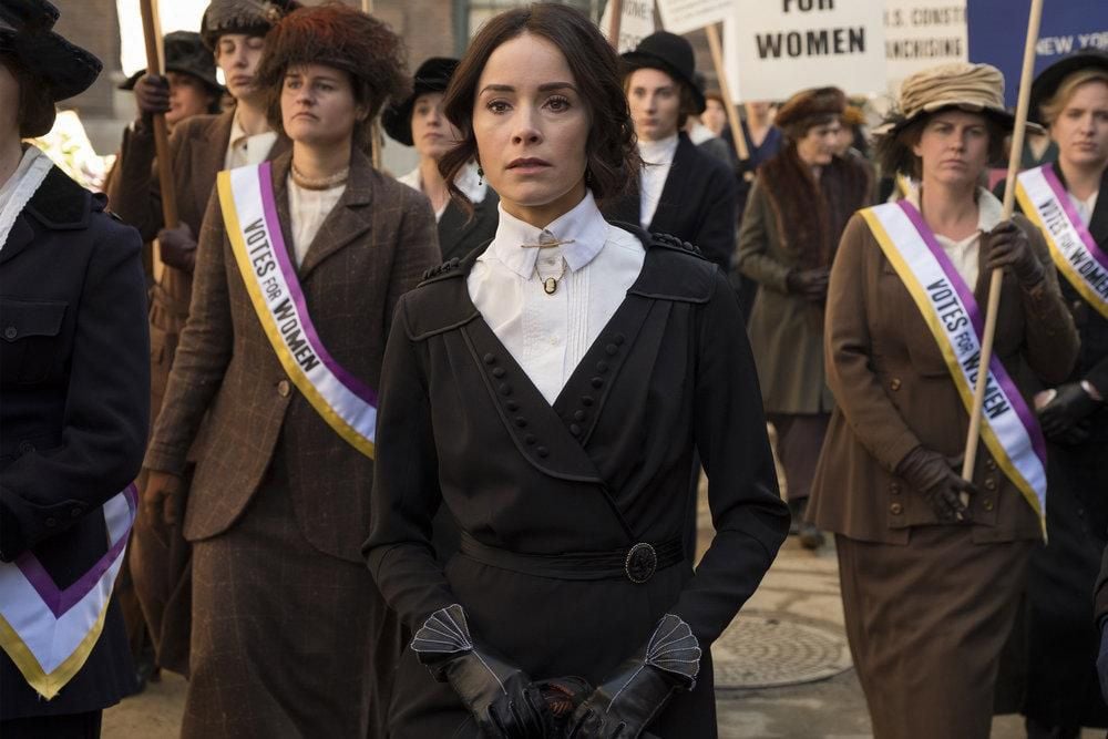 Timeless Timeless Photo Abigail Spencer 29 sur 150 AlloCiné