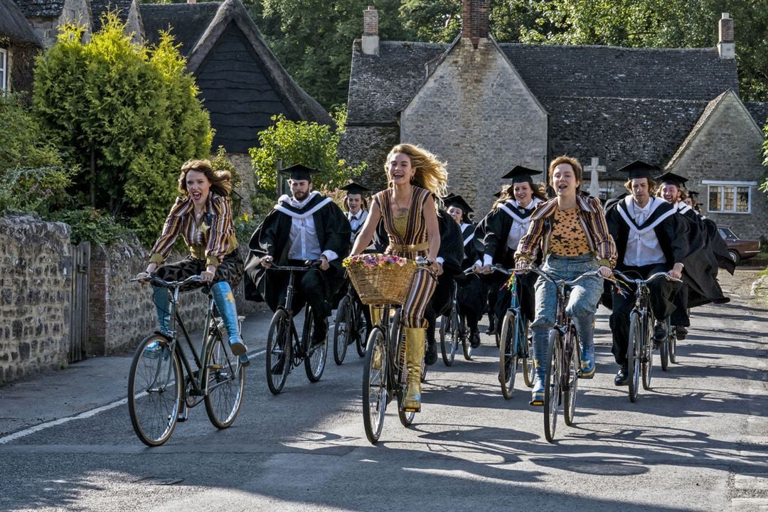 Mamma Mia! Here We Go Again : Photo Lily James, Alexa Davies, Jessica Keenan Wynn