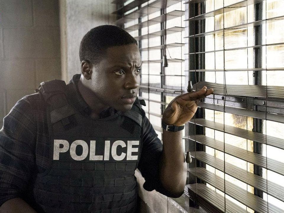 Shades of Blue : une flic entre deux feux : Photo Dayo Okeniyi