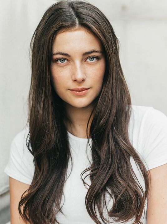 Affiche Millie Brady