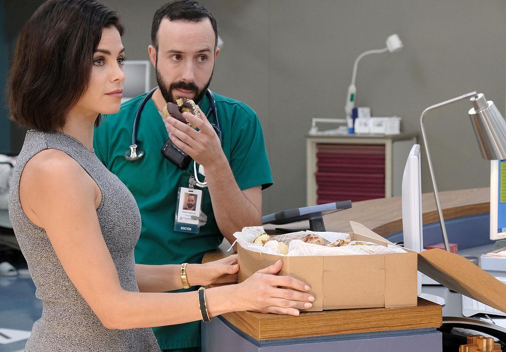 The Resident : Photo Tasso Feldman, Jenna Dewan