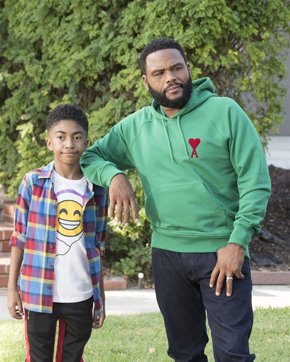 Black-ish : Photo Miles Brown, Anthony Anderson