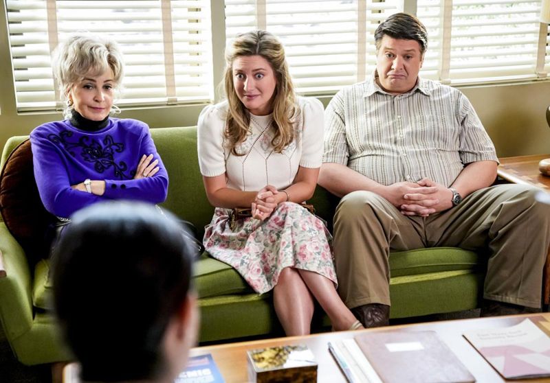 Young Sheldon : Photo Lance Barber, Zoe Perry, Annie Potts