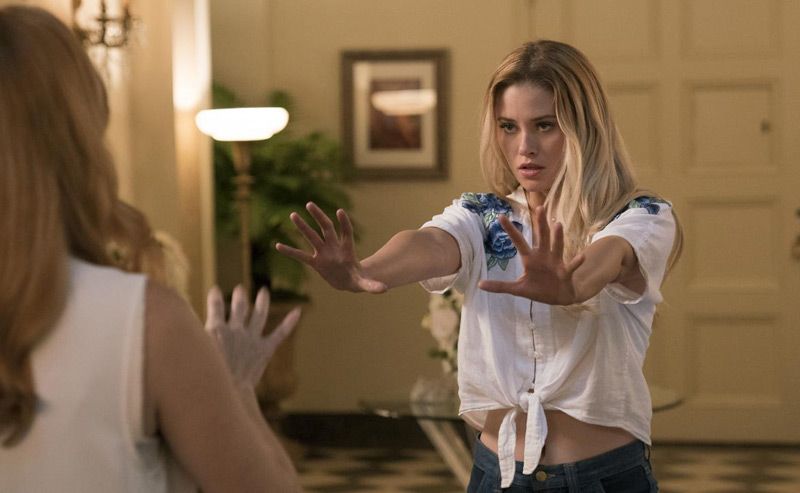 Marvel's Runaways : Photo Virginia Gardner