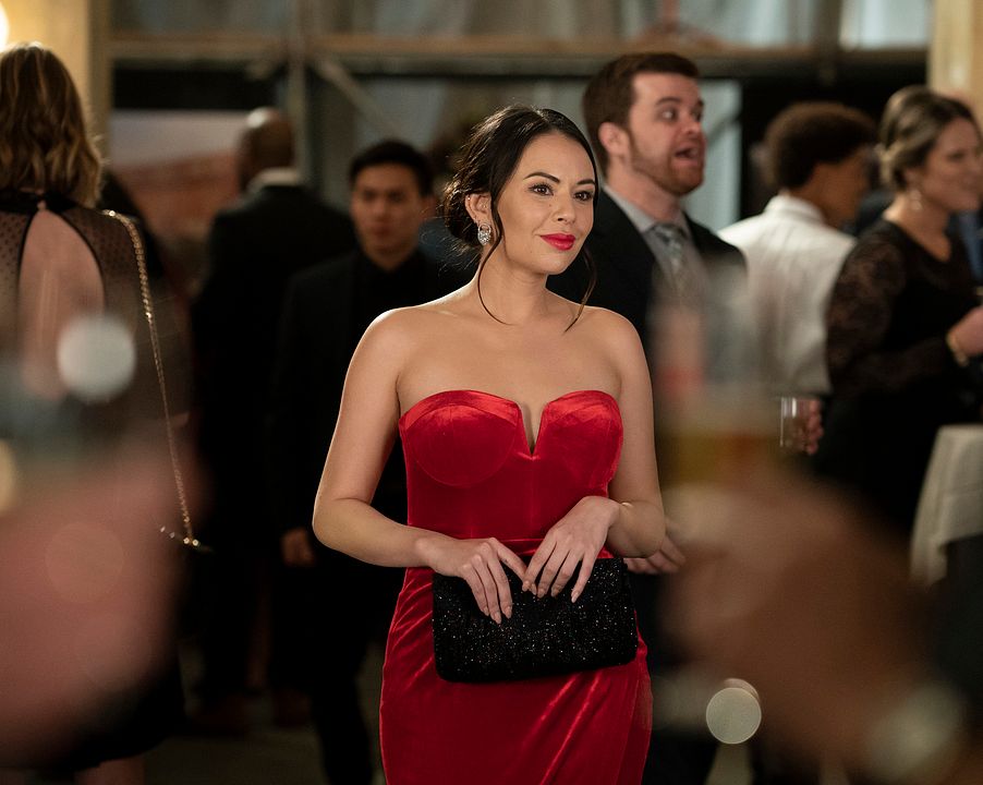 Pretty Little Liars: The Perfectionists : Photo Janel Parrish