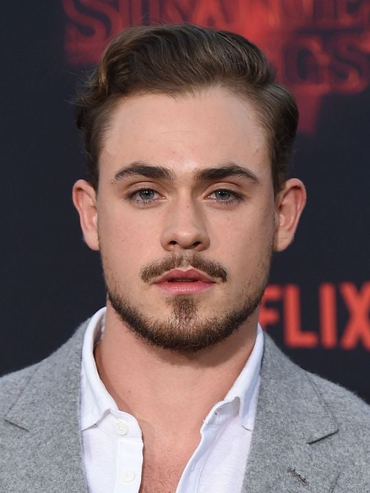 Affiche Dacre Montgomery