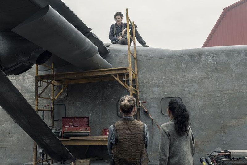 Fear The Walking Dead : Photo Danay Garcia, Jenna Elfman, Maggie Grace