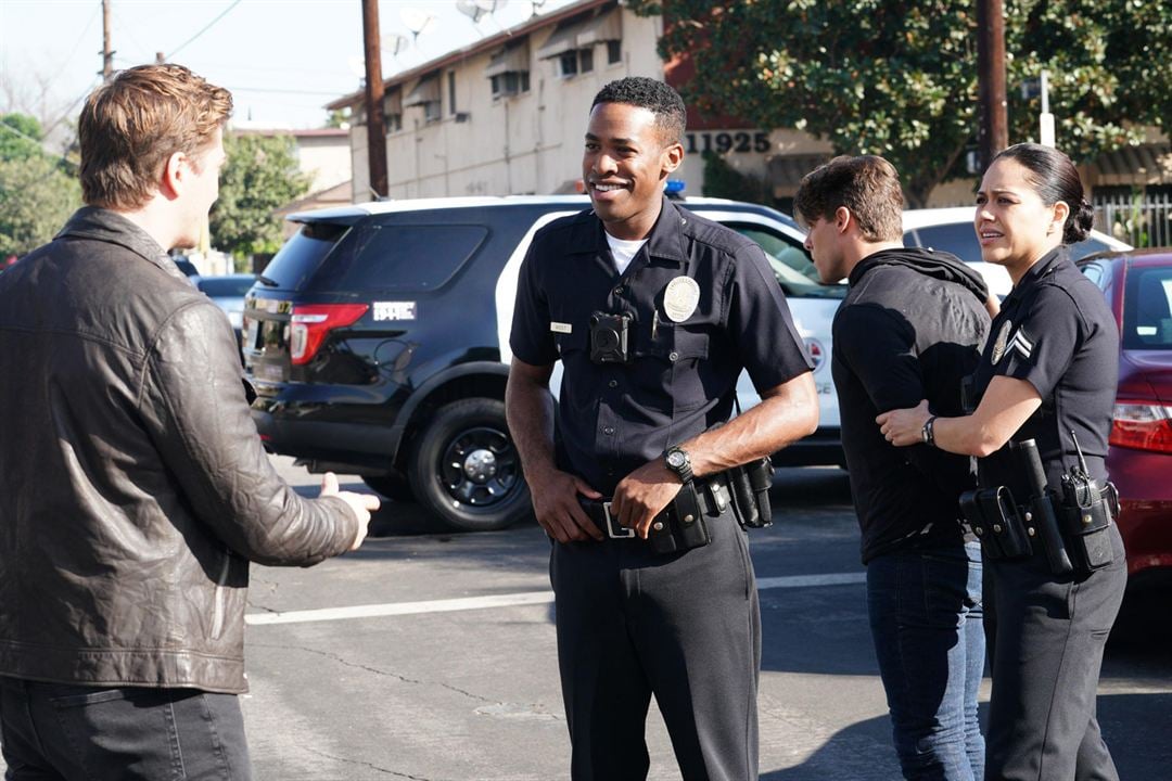 The Rookie : le flic de Los Angeles : Photo Titus Makin Jr., Alyssa Diaz