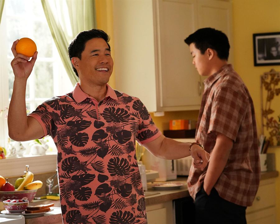 Bienvenue chez les Huang : Affiche Randall Park