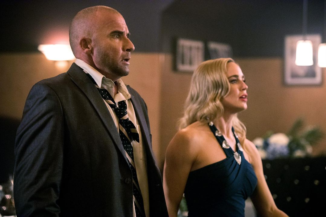 DC's Legends of Tomorrow : Photo Caity Lotz, Dominic Purcell