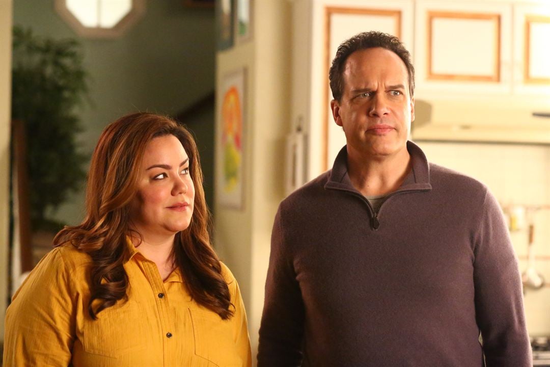 American Housewife (2016) : Photo Katy Mixon, Diedrich Bader