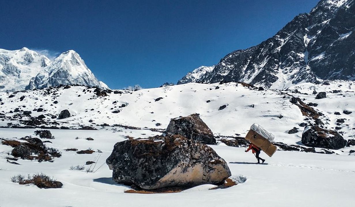 Les Sherpas et la paroi des ombres : Photo