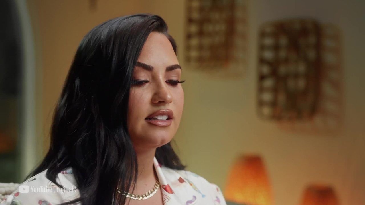 Demi Lovato: Dancing with the Devil : Photo