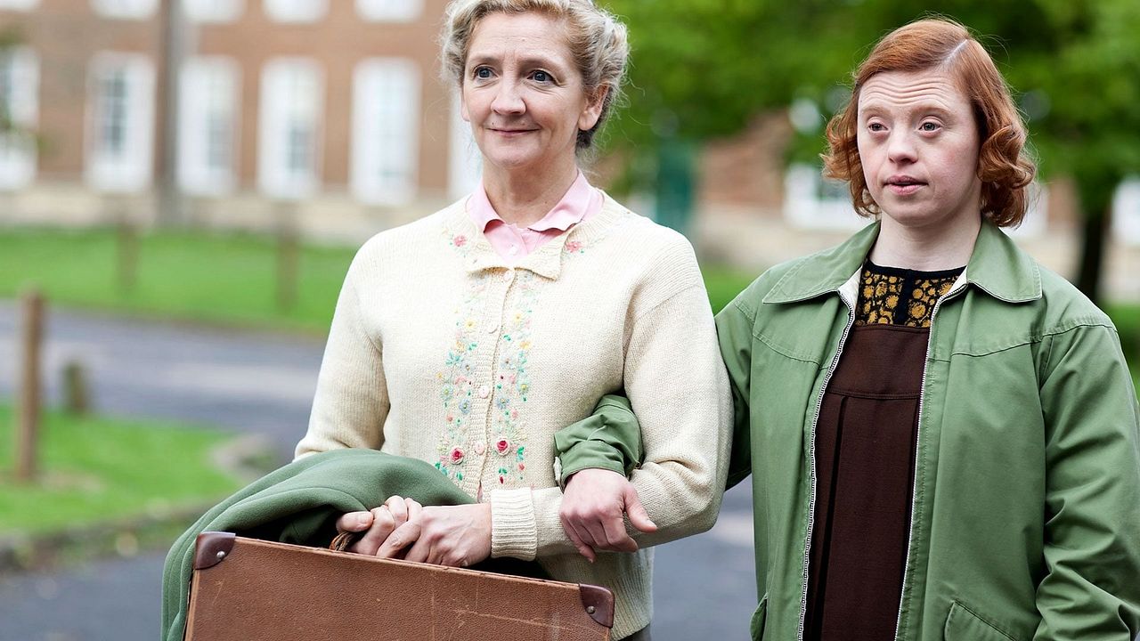 Call the Midwife : Les héroïnes de l'ombre : Affiche