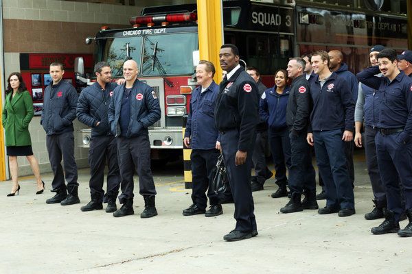 Chicago Fire : Photo Monica Raymund, Eamonn Walker, Jesse Spencer, Yuri Sardarov, David Eigenberg, Christian Stolte, Taylor Kinney
