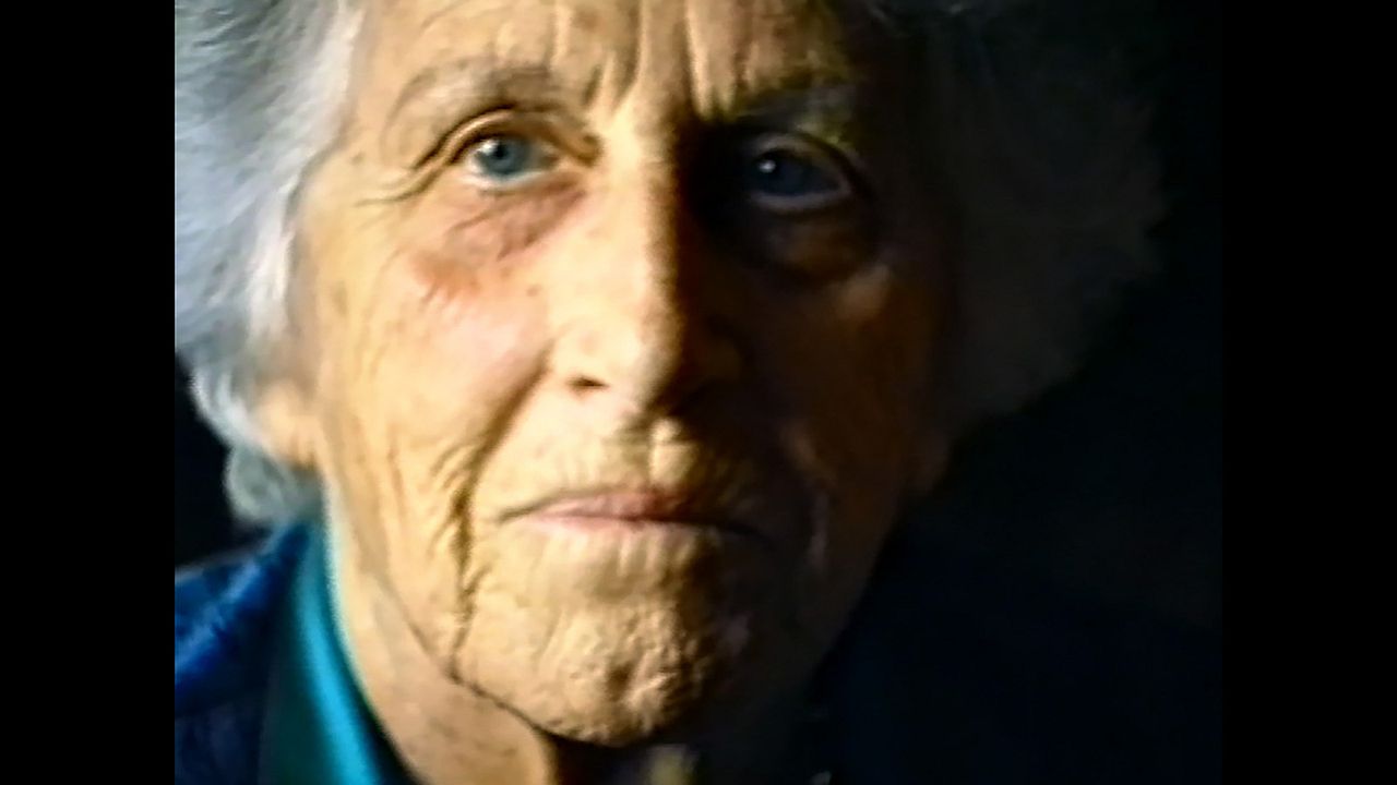 Golda Maria : Photo