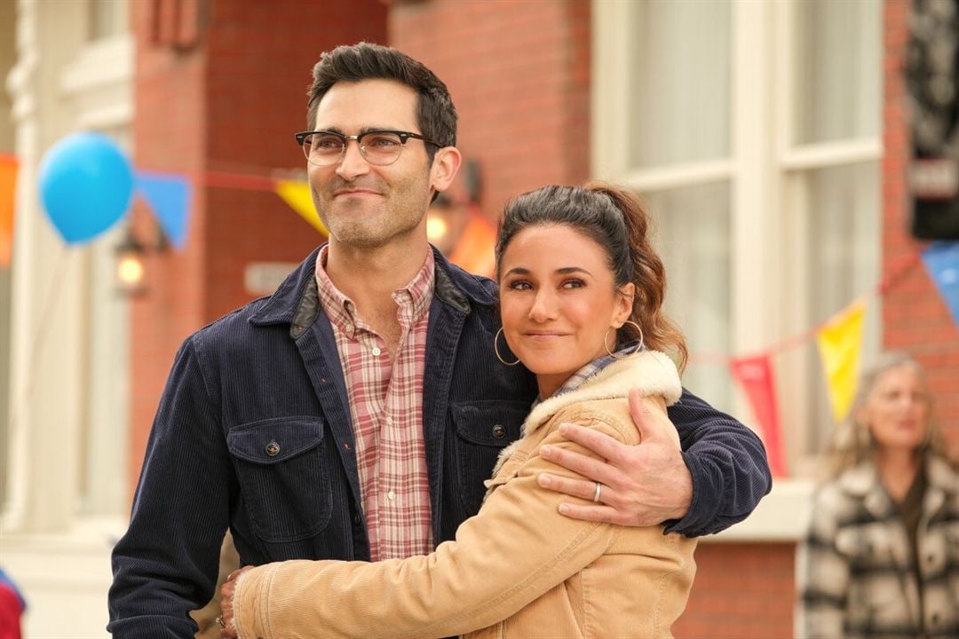 Superman et Lois : Photo Tyler Hoechlin, Emmanuelle Chriqui