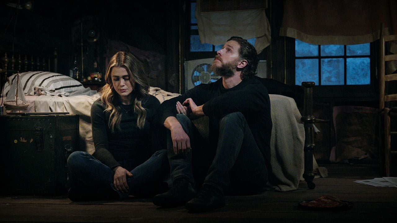 Manifest : Photo Josh Dallas, Melissa Roxburgh