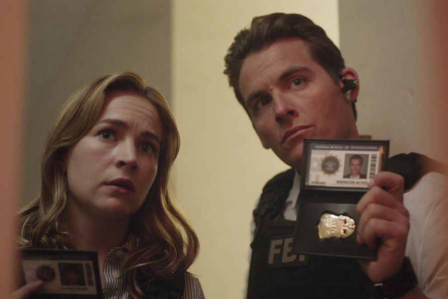 The Rookie: Feds : Photo Britt Robertson, Kevin Zegers