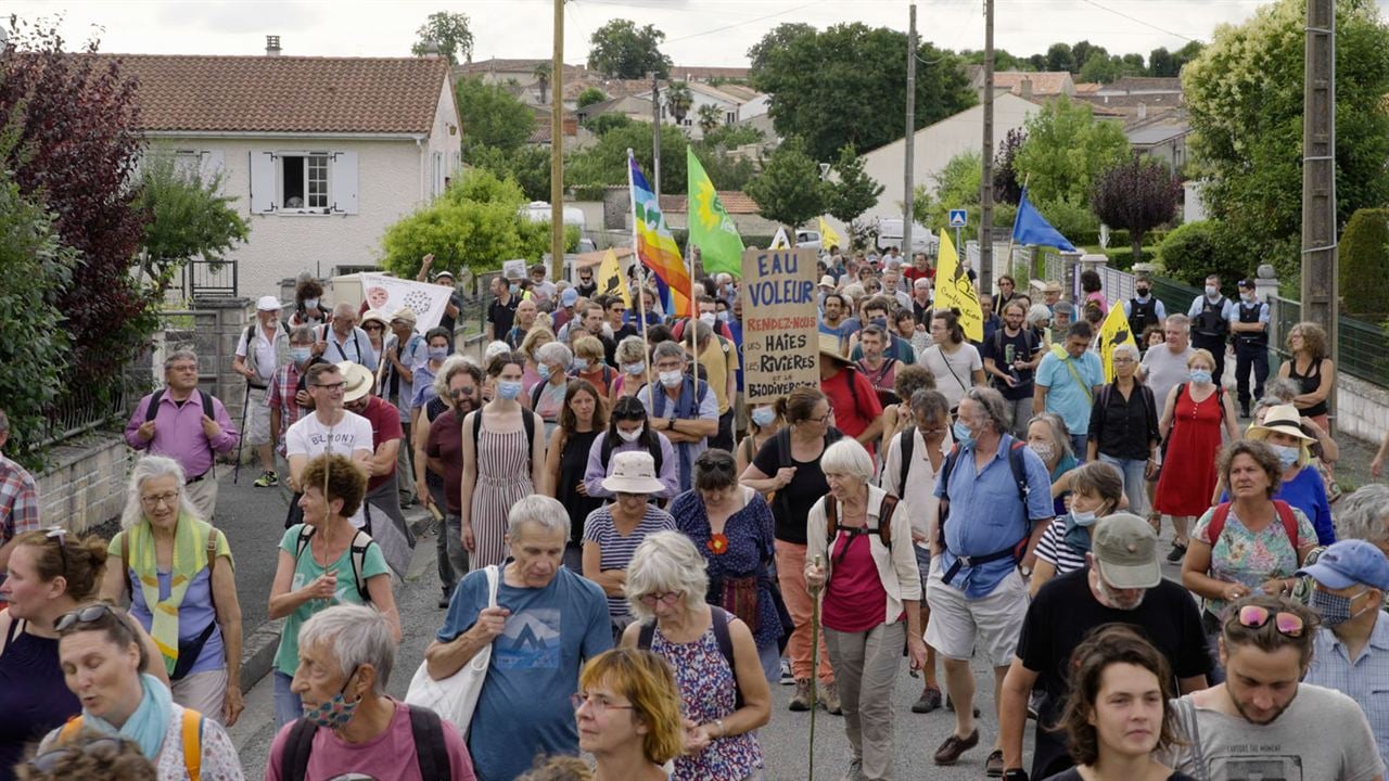 De l'eau jaillit le feu : Photo