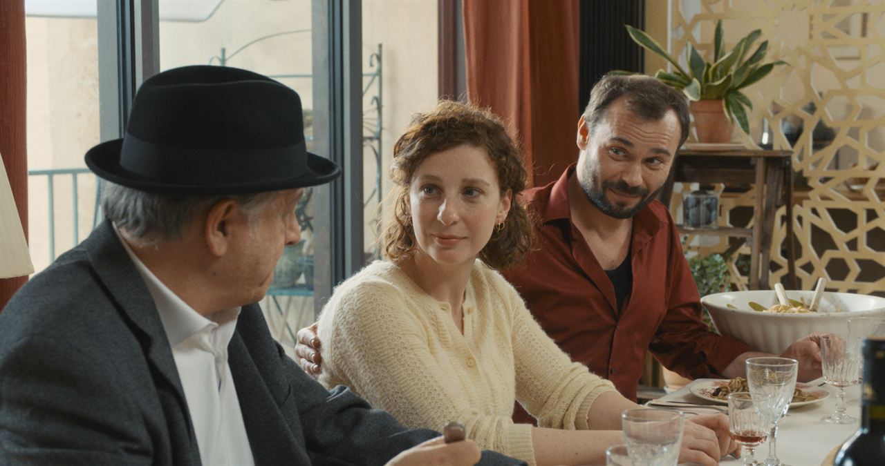 Et la fête continue ! : Photo Gérard Meylan, Lola Naymark, Robinson Stévenin