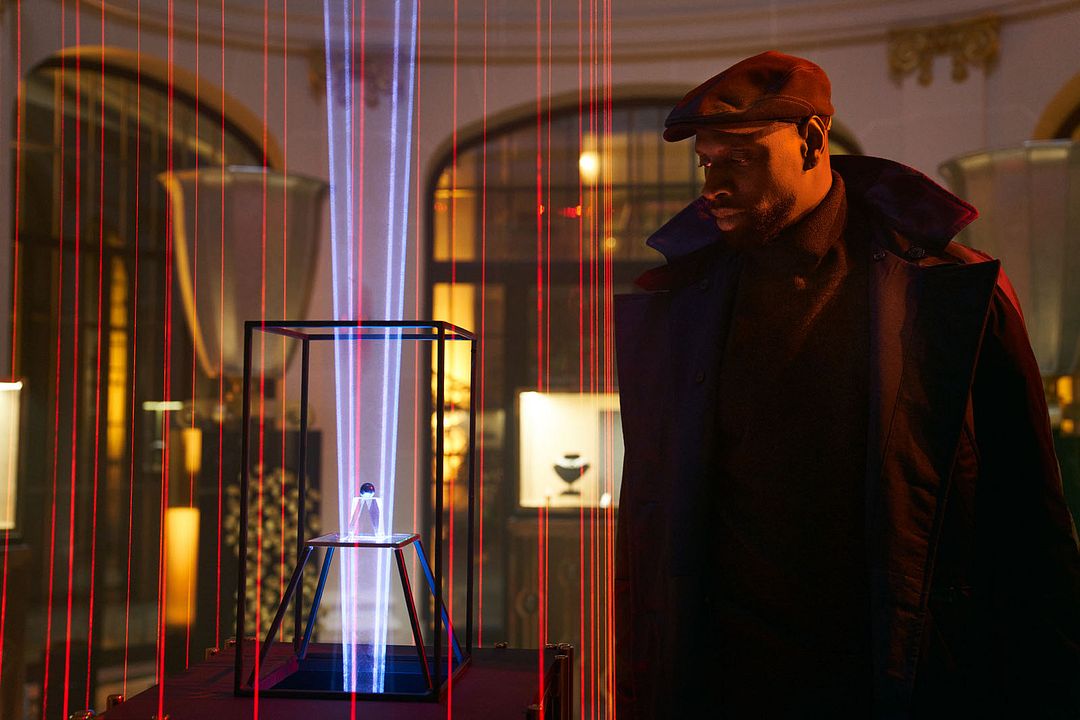 Lupin Photo Omar Sy 16 sur 68 AlloCiné