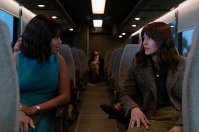 The Girls on the Bus : Photo