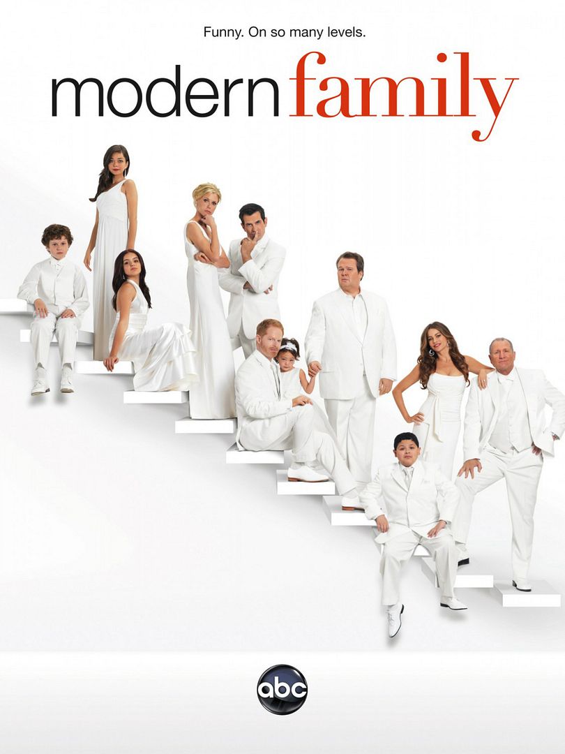 Modern Family Saison 10 Episode 4 couverture du serie Modern Family Saison 10 Episode 4 regarder en ligne