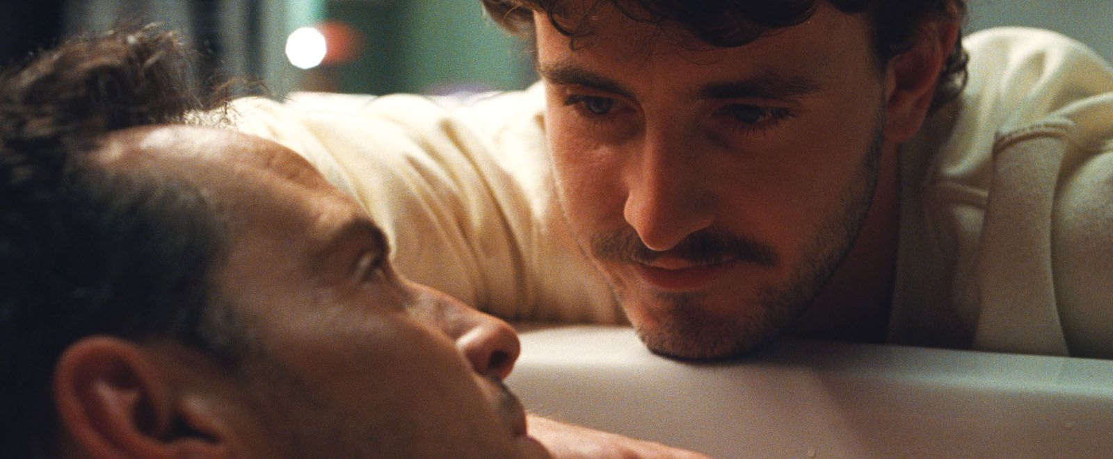 Sans jamais nous connaître | The Walt Disney Company