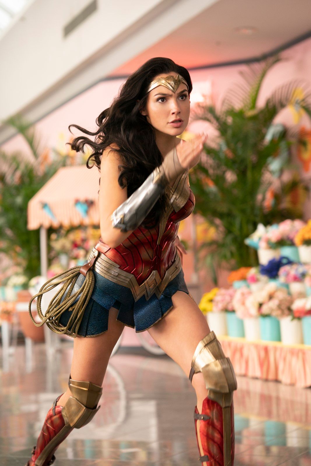 Wonder Woman running