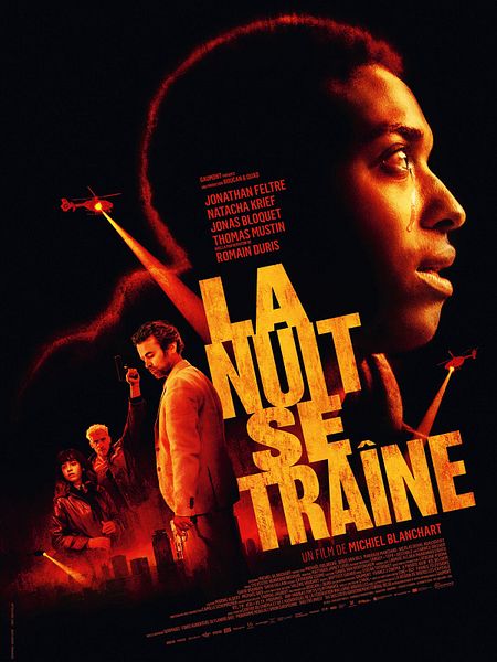 Affiche du film La nuit se traîne