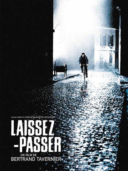 Affiche du film Laissez-passer