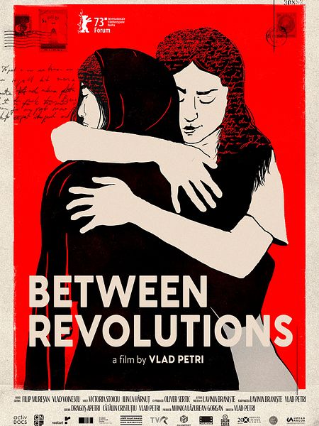 Affiche du film Between Revolutions