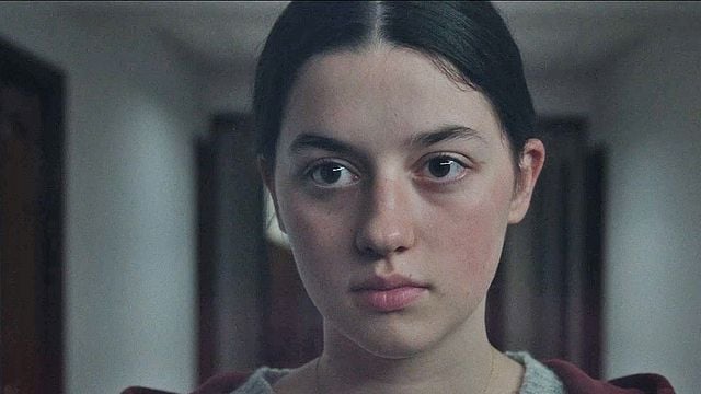 Les Dimanches Trailer