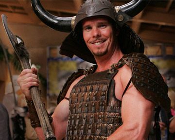 "Entourage" tire sa révèrence : hommage à Vince, Drama et les autres  ;  Michael Shannon et Jason Bateman répondent à nos questions sur "Boardwalk Empire" et le film "Arrested Development"  ;  Mike Tyson frappe fort sur HBO  ;  Réunion "The Shield" dans "Sons Of Anarchy"  ;  Les premières images de la nouvelle et dernière saison de "Desperate Housewives"  ;  Les "Walking Dead" coupés en deux  ;  Les "Misfits" partent à Vegas  ;  Misha Collins ("Supernatural") dans une websérie religieuse et sanglante...