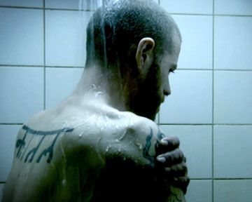 Armadillo Bande-annonce
