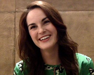 Les acteurs de "Downton Abbey" reviennent sur l'incroyable succès du show et les événements liés à la Première Guerre mondiale, qui ont ponctué la 2ème saison.