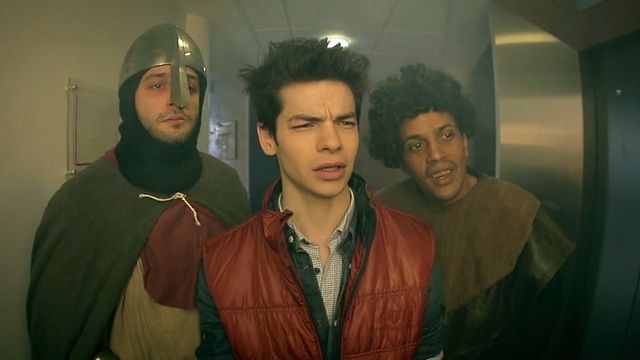 Découvrez le Mash-up ultime entre deux films légendaires, Les Visiteurs et Retour vers le Futur.